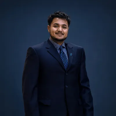 Portrait of Adrian Monges Rodriguez, Founder and CEO of AdVran